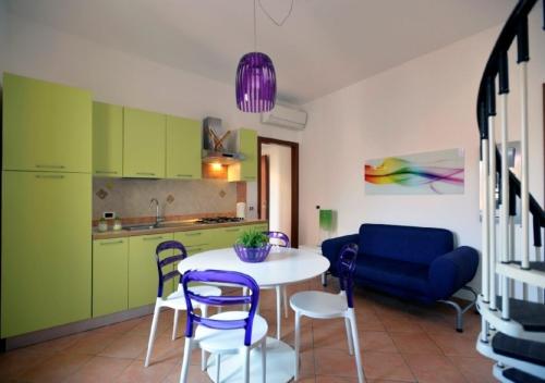 Apartment with Mountain View - Via Generale Arimondi 171 image 3