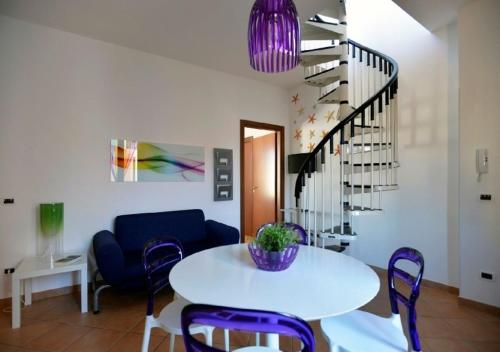 Apartment with Mountain View - Via Generale Arimondi 171 image 4