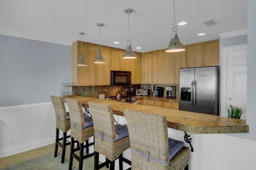 113 Seascape - image 2