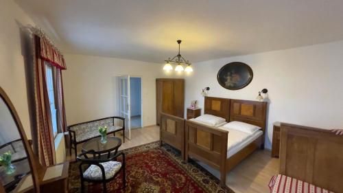 Superior Triple Room image 1