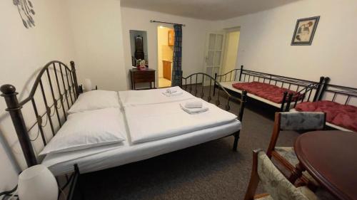 Superior Quadruple Room room in Pension Linden