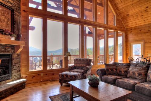 Brookstone Lodge Home - image 2