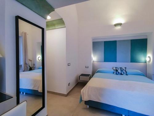 Atrani Rooms Room Type - Deluxe Quadruple Room