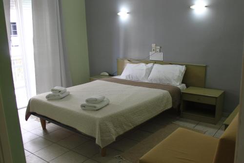 1 double bed