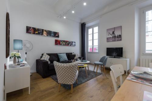 Large one bedroom flat in the Old Town, Nice (fotografie 10)