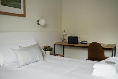 1 double bed
