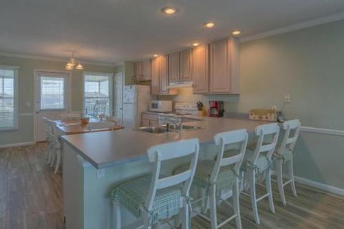 Sea Cliffs Pet Friendly by Pristine Properties - main image