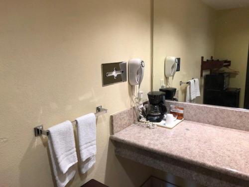 Americas Best Value Inn Pasadena