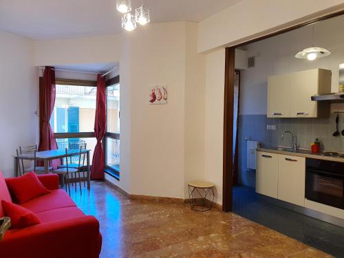 Centre Home - image 6