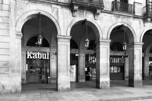 Kabul Party Hostel Barcelona - image 6