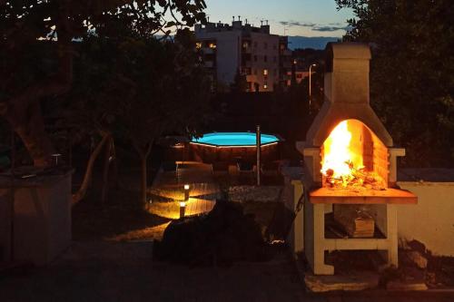 Family friendly house with a swimming pool Pula - 11774 