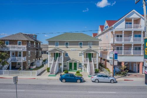 3 bedrooms, 7 beds