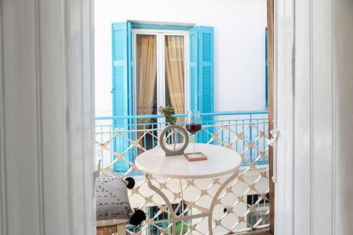 Casa Blue Old Port Philian Collection - image 2