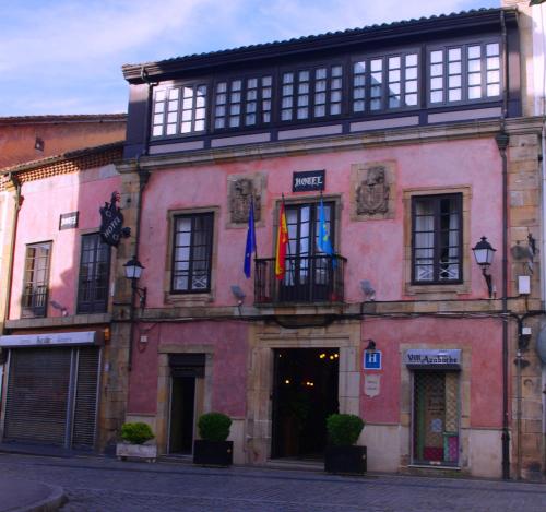 Hotel Palacio Carlos I, Villaviciosa