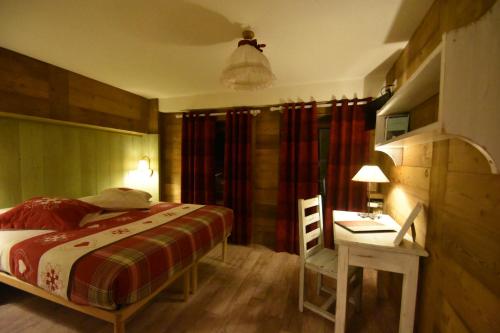 2 twin beds