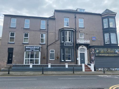 The Honley hotel - image 10