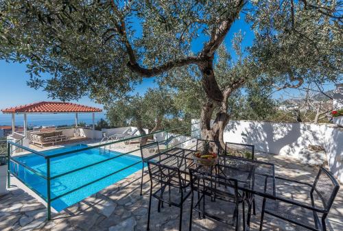 Apartment Glavina with heated pool - image 4