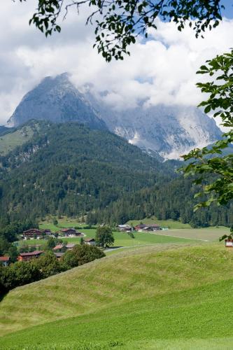Iekārtas, Gasthaus Mitterjager in Kirchdorf in Tirol