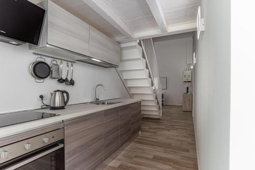 One-Bedroom Apartment image 1