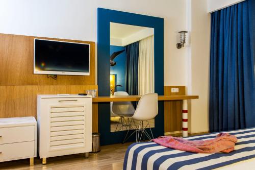 Standard Double or Twin Room with Balcony