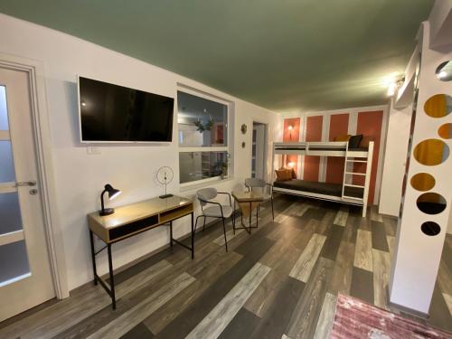 Evergreen Apartment
