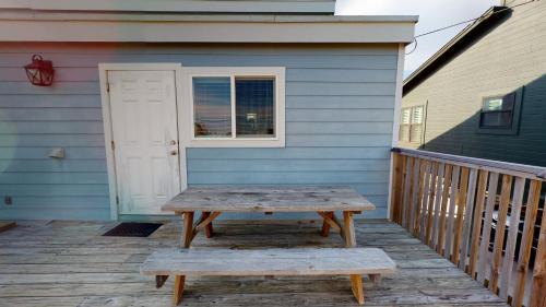 7Th Street Retreat Home - image 6