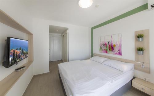 Aminess Casa Bellevue - image 12