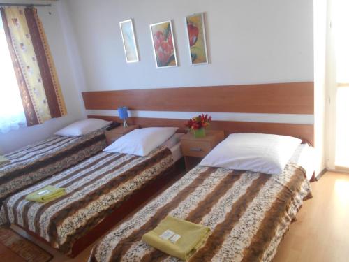 Triple Room with Private Bathroom