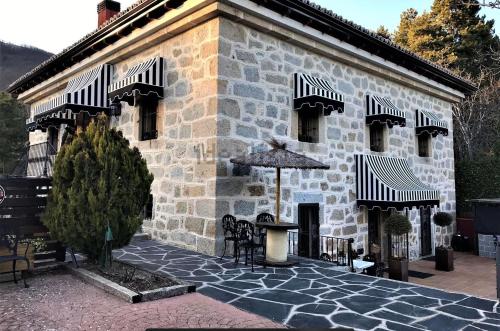 入口, 托雷翁酒店 (El Torreon de Navacerrada Hotel) in 納瓦塞拉達