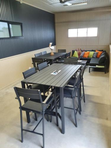 บริการและสิ่งอำนวยความสะดวก, The Bend Abode in เทเลม เบนด์