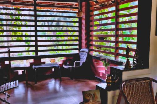 Mangalore NIDHIVANA FARMS & RESORT, bakrebail-salethoor rd, Mangalore 5-Star Guesthouse lobby