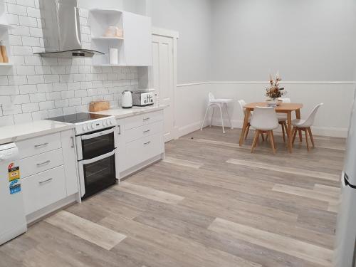 ห้องครัว, The Bend Abode in เทเลม เบนด์