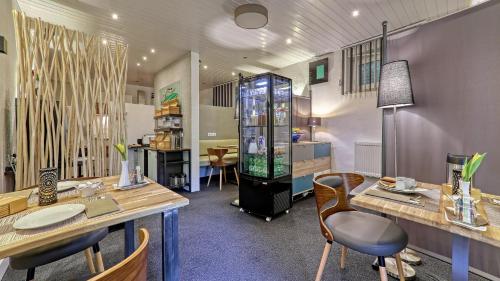 마우트 Suit' & Fruhstuck Zum Latschen - Adults Only 3성급 호텔 외관