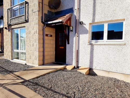 المنظر الخارجي, Hill View 2 bedroom free parking in Leachkin