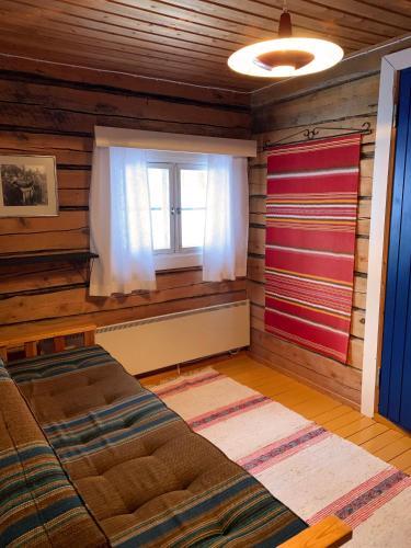 Saariselällä, sielukas hirsimökki - Unique cottage