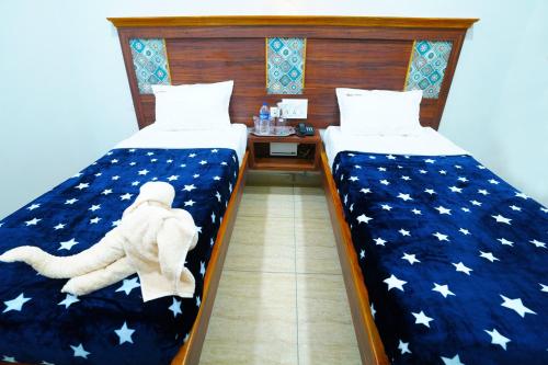 Deluxe Double Room (2 Adults + 1 Child) image 4