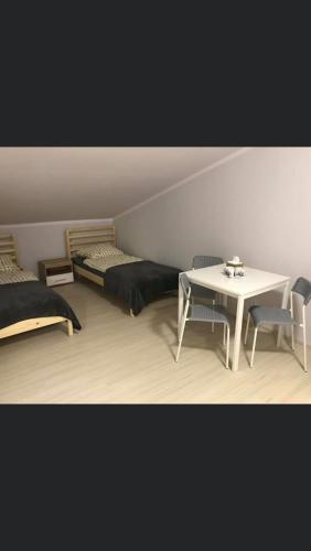 Hostelik Przy Przystanku