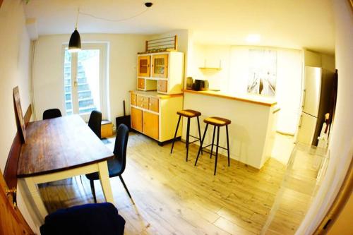 Gemütliche 3-ZKB WC SouterrainWohnung in Bestlage, Hamburg (photo 7)