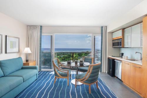 One-Bedroom Ocean View Suite - with Kitchenette - Resort Fee Included