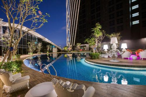 游泳池, AMI套房酒店 (AMI Suites) in 金地花园/满家乐