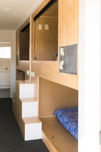 Single Pod in 4-Bed Mixed Dormitory Room