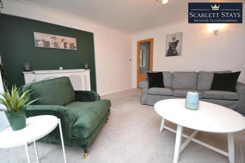 4 Bedroom House at Scarlett Stays Serviced Accommodation Nottingham , Chilwell House