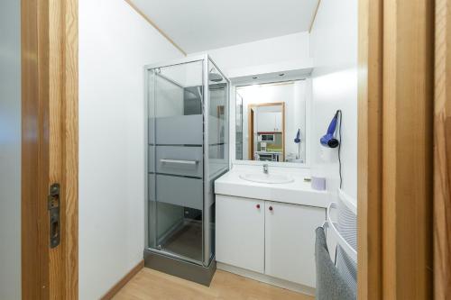 Studio in Gerardmer with wonderful mountain view and furnished terrace - image 6