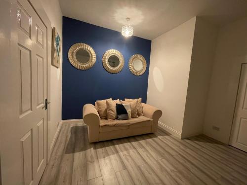 HLA Holytown - image 14