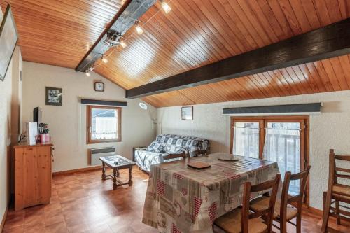 Apartment with 2 bedrooms in Saint Martin de Belleville with wonderful mountain view 2 km from the slopes - image 3