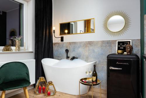 Love Suite Warsaw Wola by Noclegi Renters, Varsovia