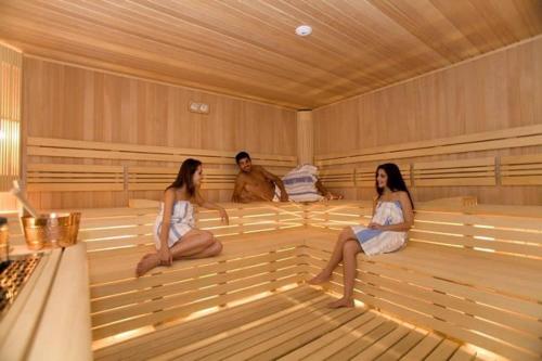 Kingsway Park Hotel in London