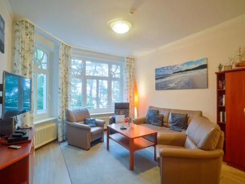 Strandvillen Binz - Ferienwohnung mit Meerblick und 2 Schlafzimmern SV-707 in Binz, Deutschland
