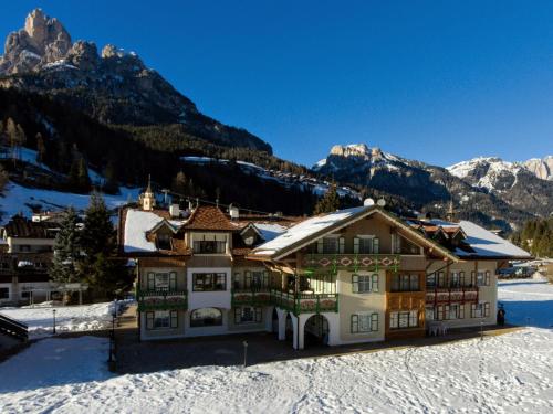 Residence Holiday - Accommodation - Pozza di Fassa