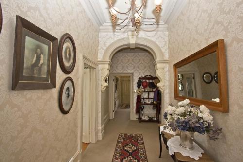 Tesis özellikleri, Lilac Rose Boutique Bed and Breakfast in Merivale
